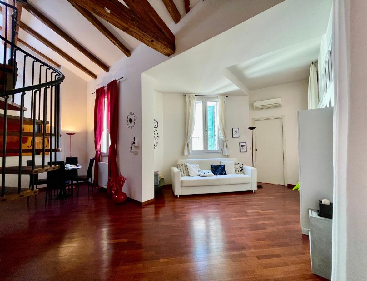 La Chiave Di Violino Appartamentino Musicale Bologna Luaran gambar